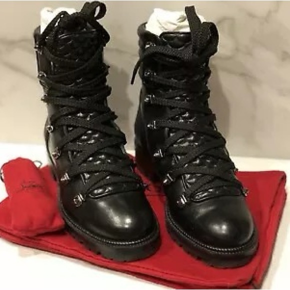 Christian Louboutin flat nappa boots - Picture 2 of 9